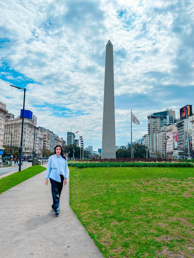 obelisco, monumento público e gratuito, para viajar barato para buenos aires